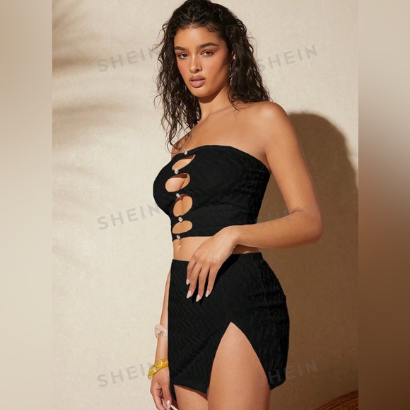 SHEIN SPLIT HEM MINI SKIRT IN BLACK SIZE SMALL KNITTED SLIM FIT STRETCHY FABRIC - Picture 2 of 8